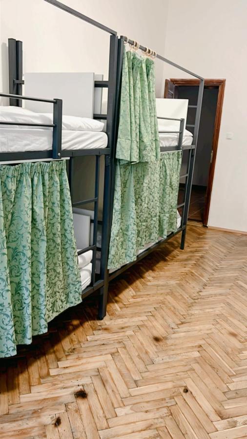 Hostel Do-Re-Mi براغ المظهر الخارجي الصورة